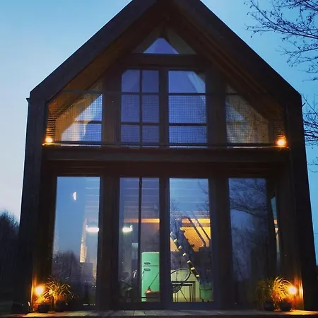 Miedzy Olchami Nad Jeziorem. Caloroczne. Cisza, Spokoj.