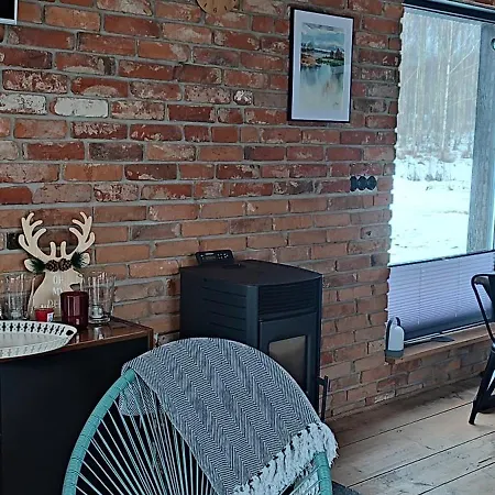 Σπίτι διακοπών Miedzy Olchami Nad Jeziorem. Caloroczne. Cisza, Spokoj.