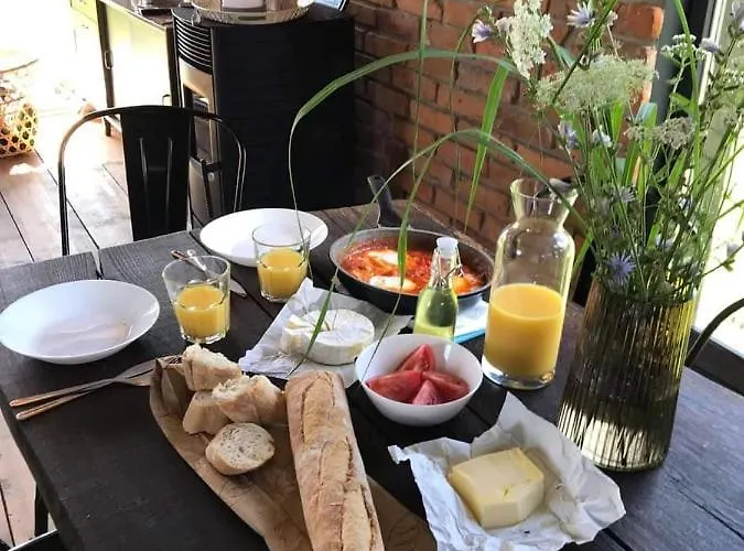 度假居 Miedzy Olchami Nad Jeziorem. Caloroczne. Cisza, Spokoj.